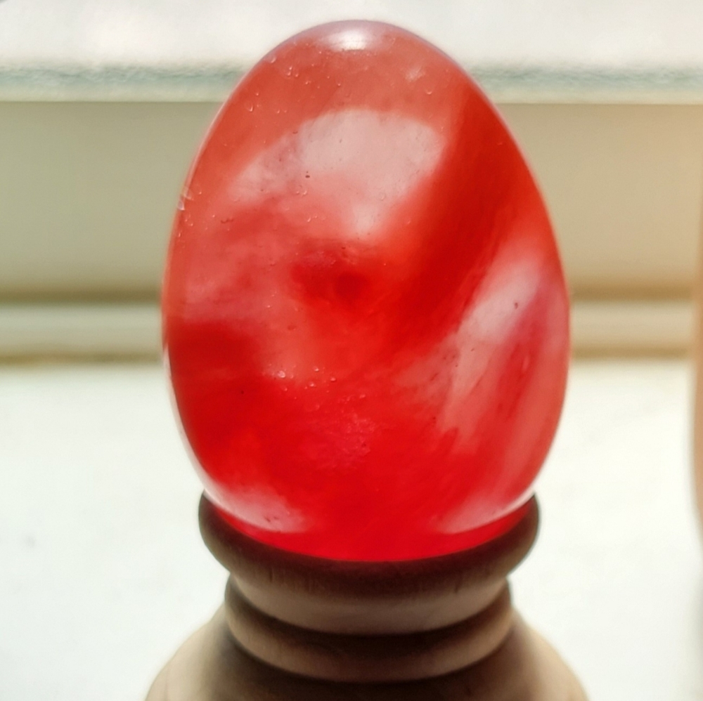 Cherry Quartz egg with wooden holder